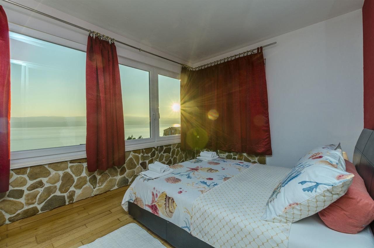 Apartments Bluesun Omiš Eksteriør billede